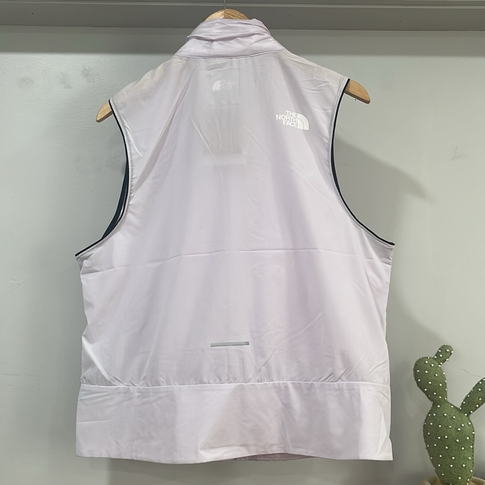 The North Face Women's Warn Insulated Vest, Size XL, NWT - Picture 4 of 10